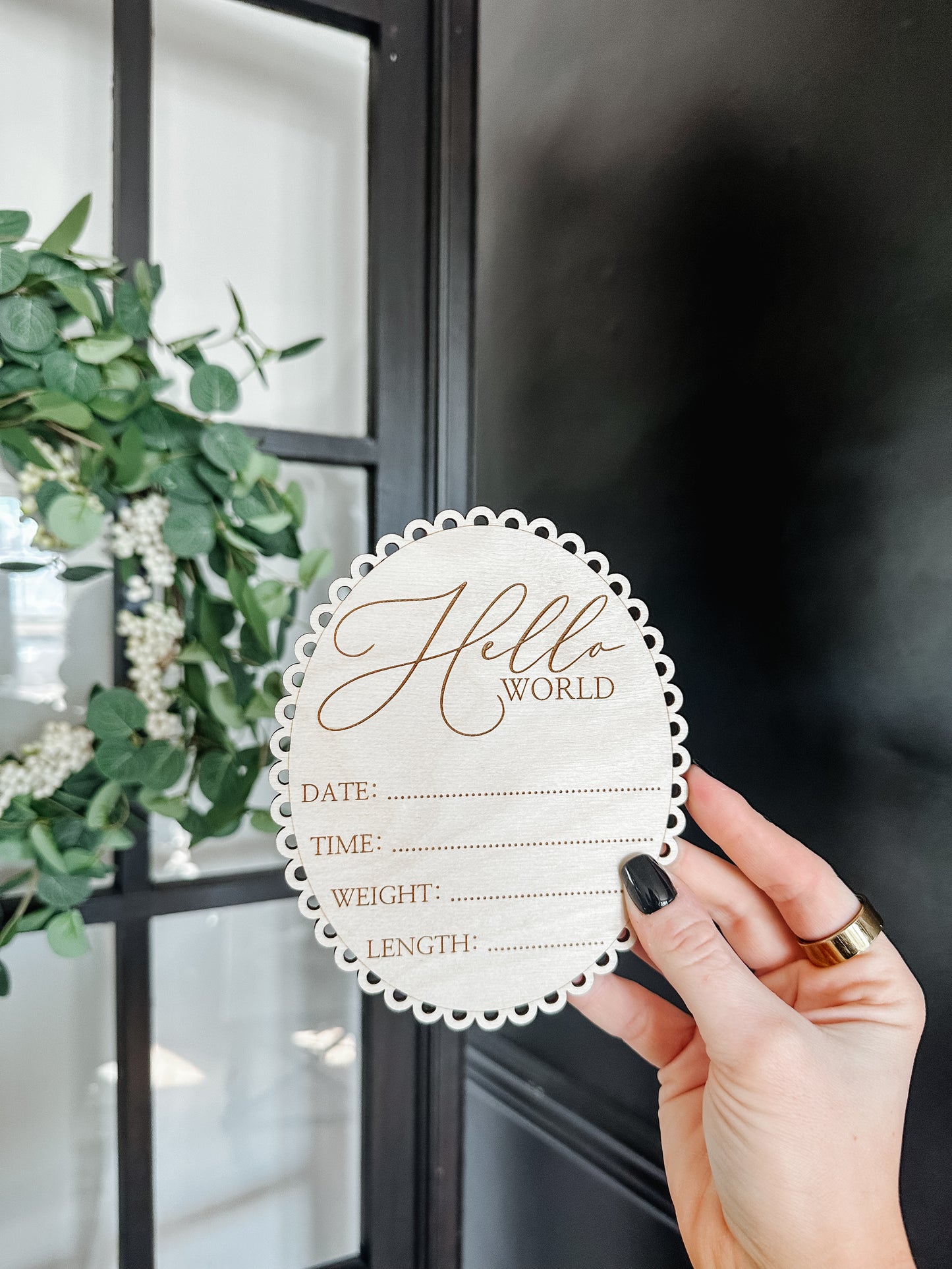 Scalloped Hello World Sign