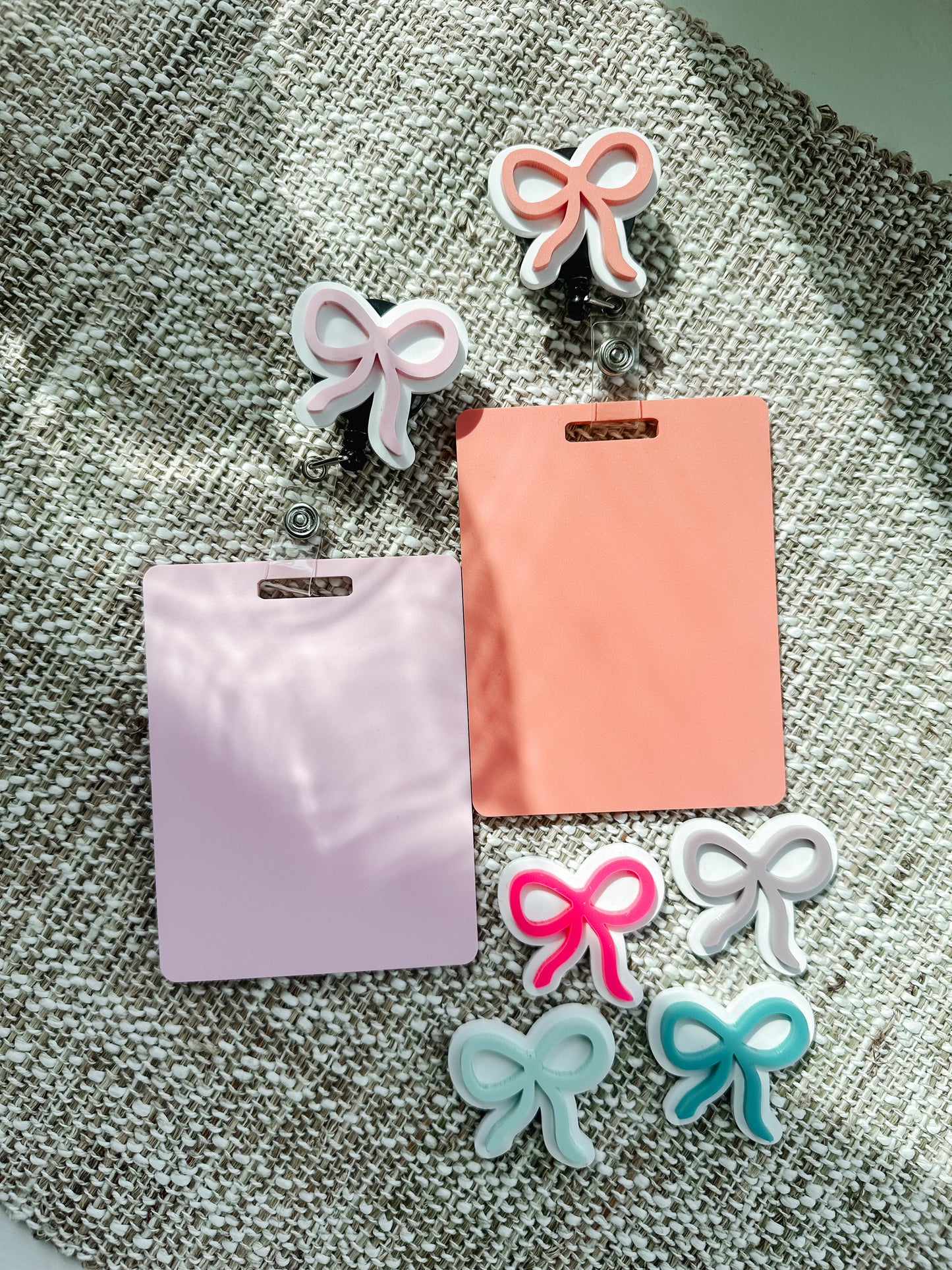 Bow Badge Buddy + Reel