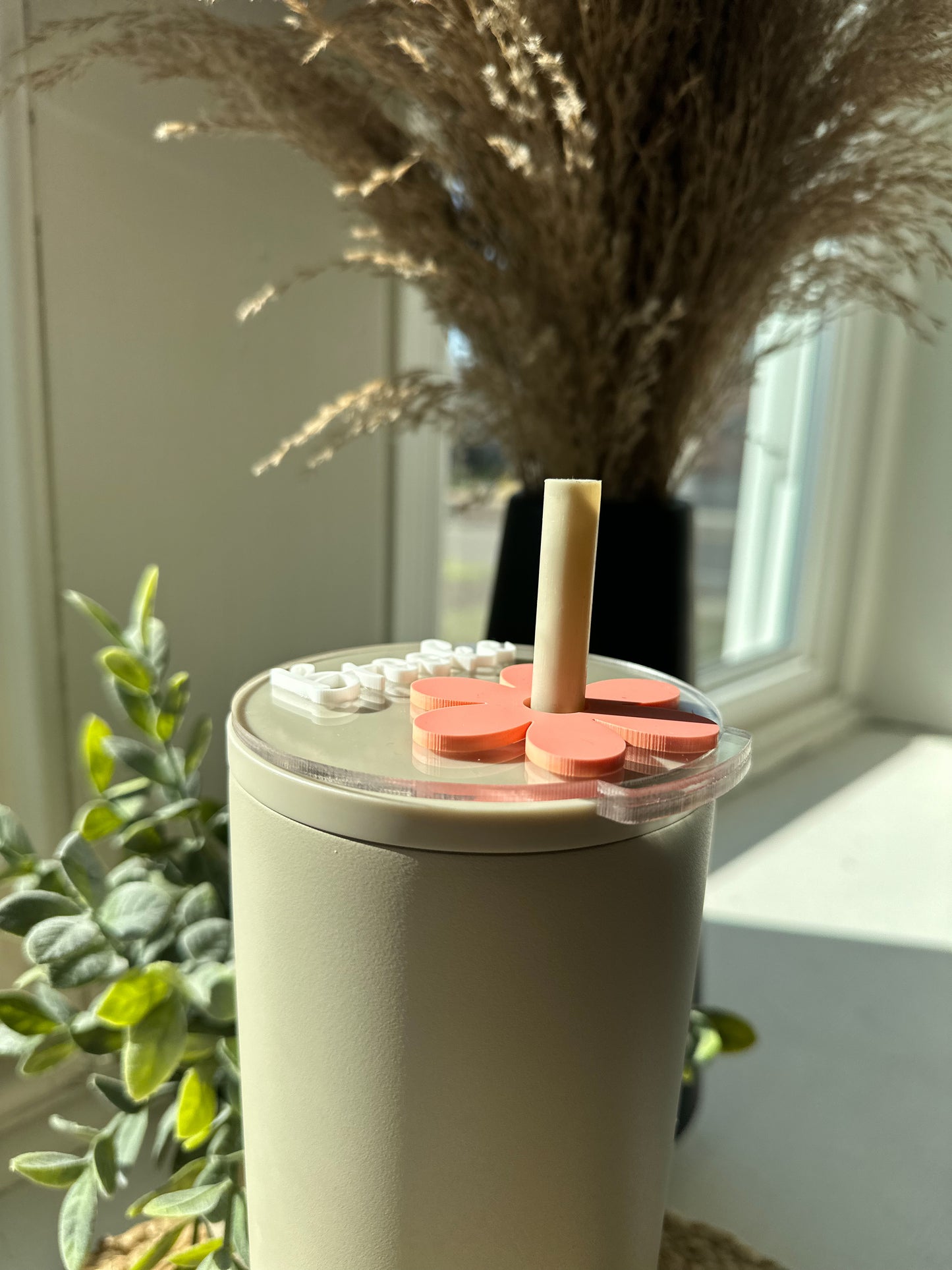 Daisy Simple Modern Topper